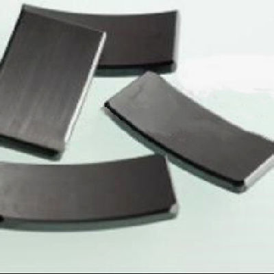 산업 기계용 고온 페라이트 자석